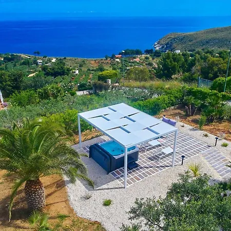 Del Drago Villa *